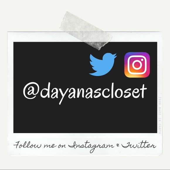 BOOKMARK MY CLOSET 🛍💖 - Picture 2 of 3